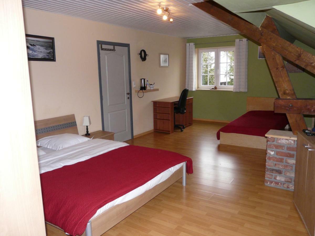 Bed En Breakfast Le Freyr Динан Экстерьер фото